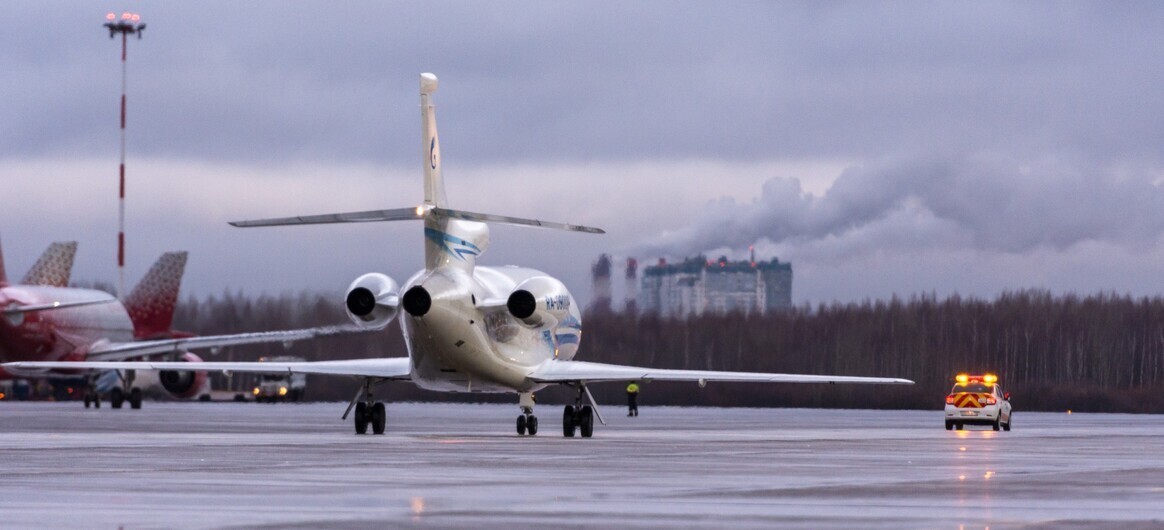 Falcon 900 Pilot Salary