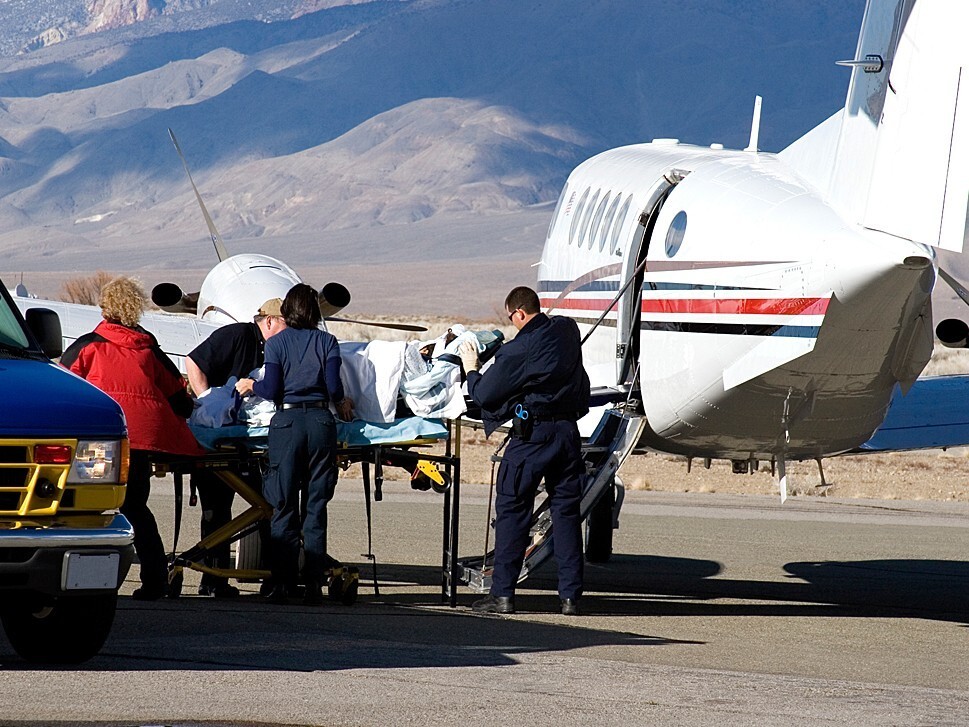 Flight Intervention Program Are you Prepared? Training for In-Flight Emergencies | AvBuyer