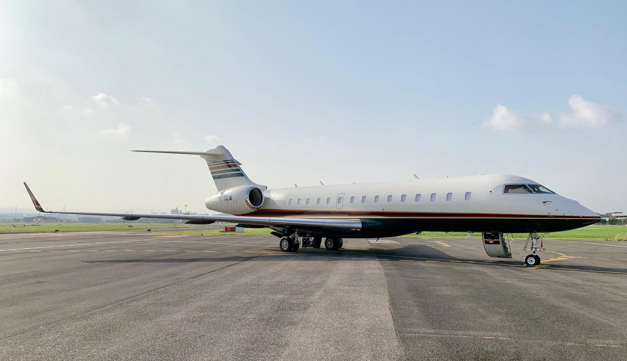 2015 Bombardier Global 6000 For Sale, Canada AvBuyer
