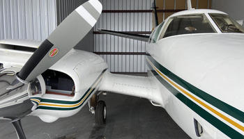 Beechcraft A60 Duke 1