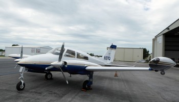 1973 cessna 310q exterior