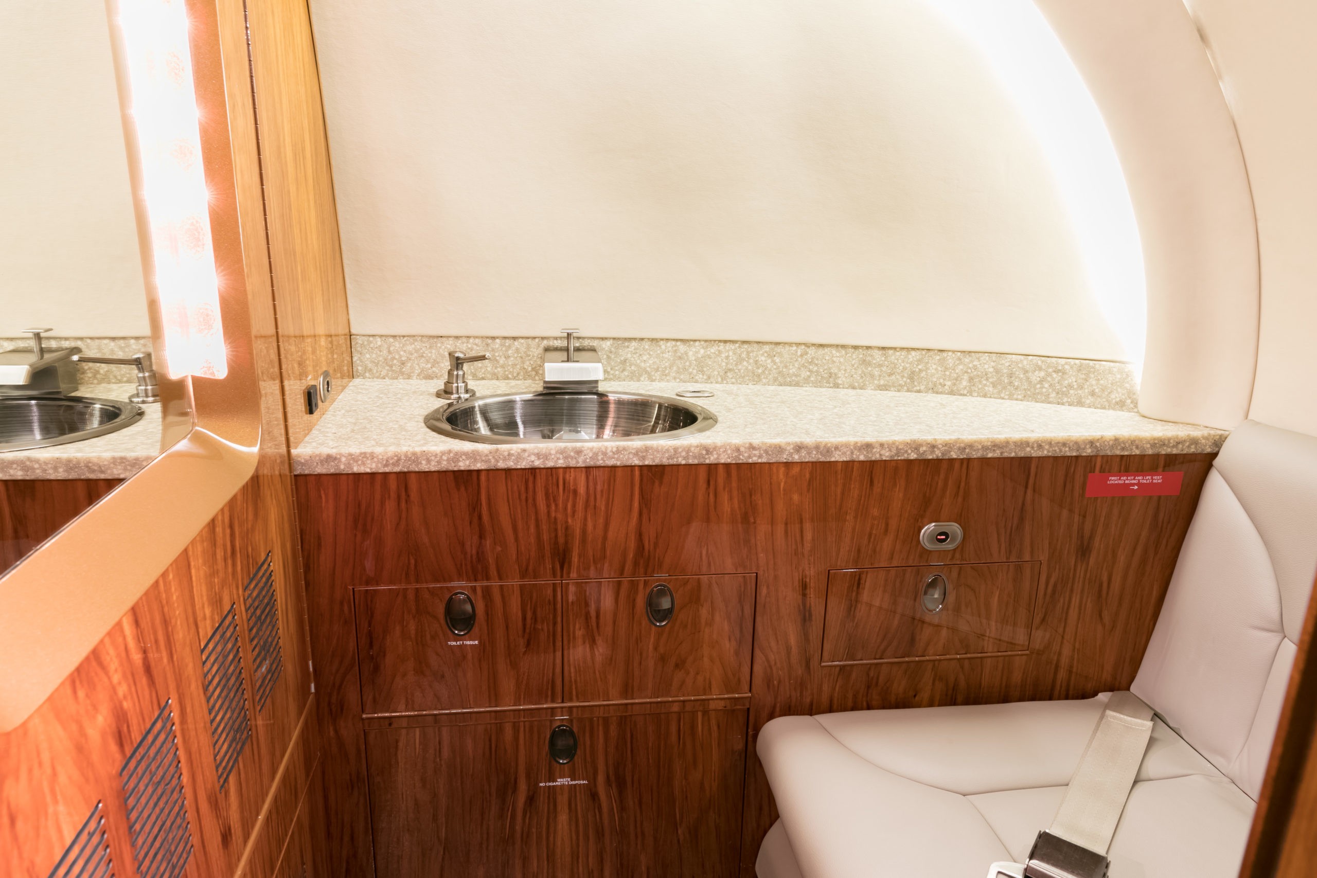 2003 Hawker 800XP For Sale in GA, US. AvBuyer