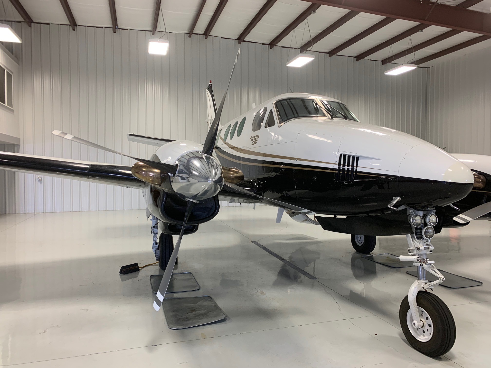 1978 Beechcraft King Air C90 For Sale in TX, US. AvBuyer