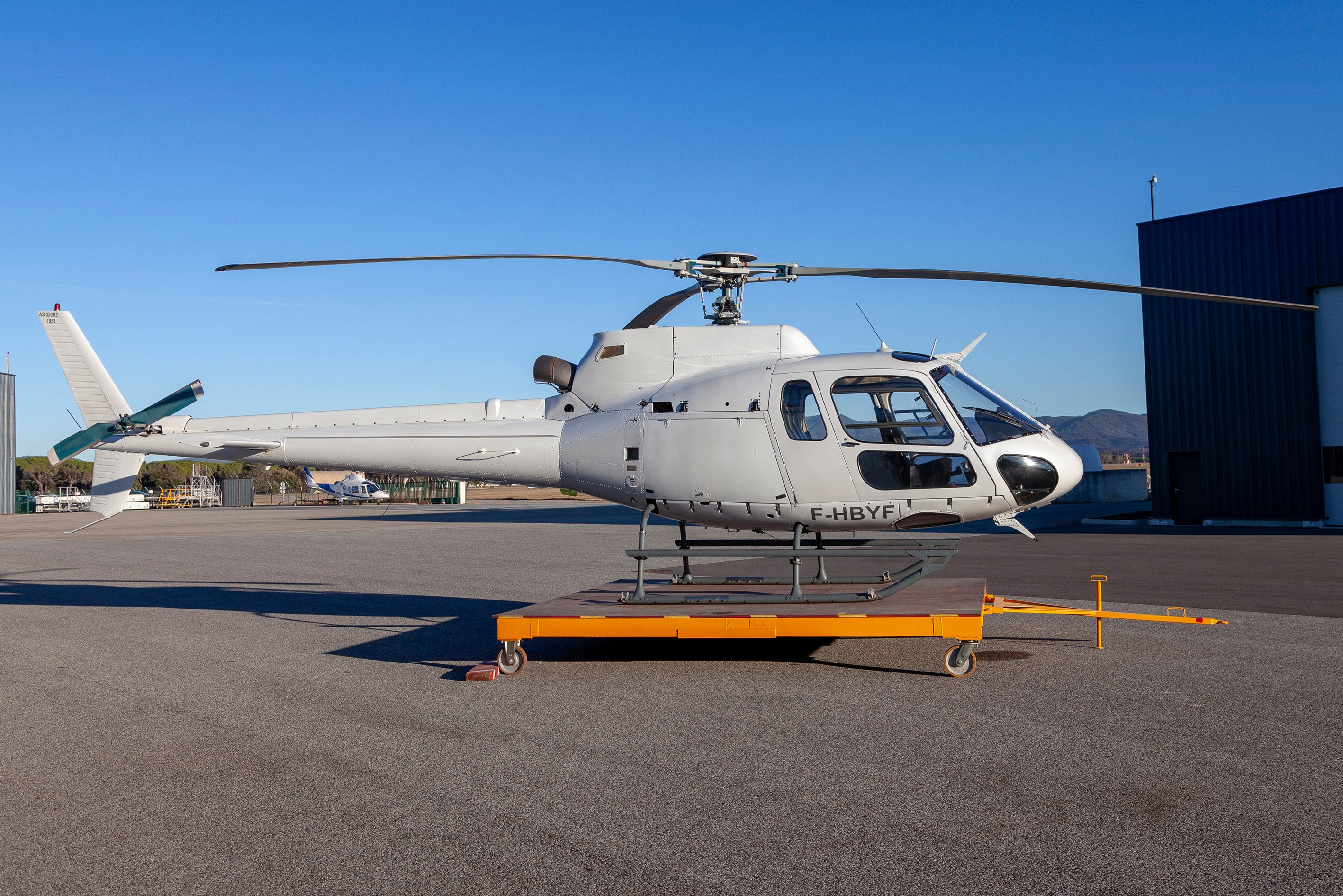 Eurocopter As350B-2 Specifications, Cabin Dimensions, Performance – JSQQ