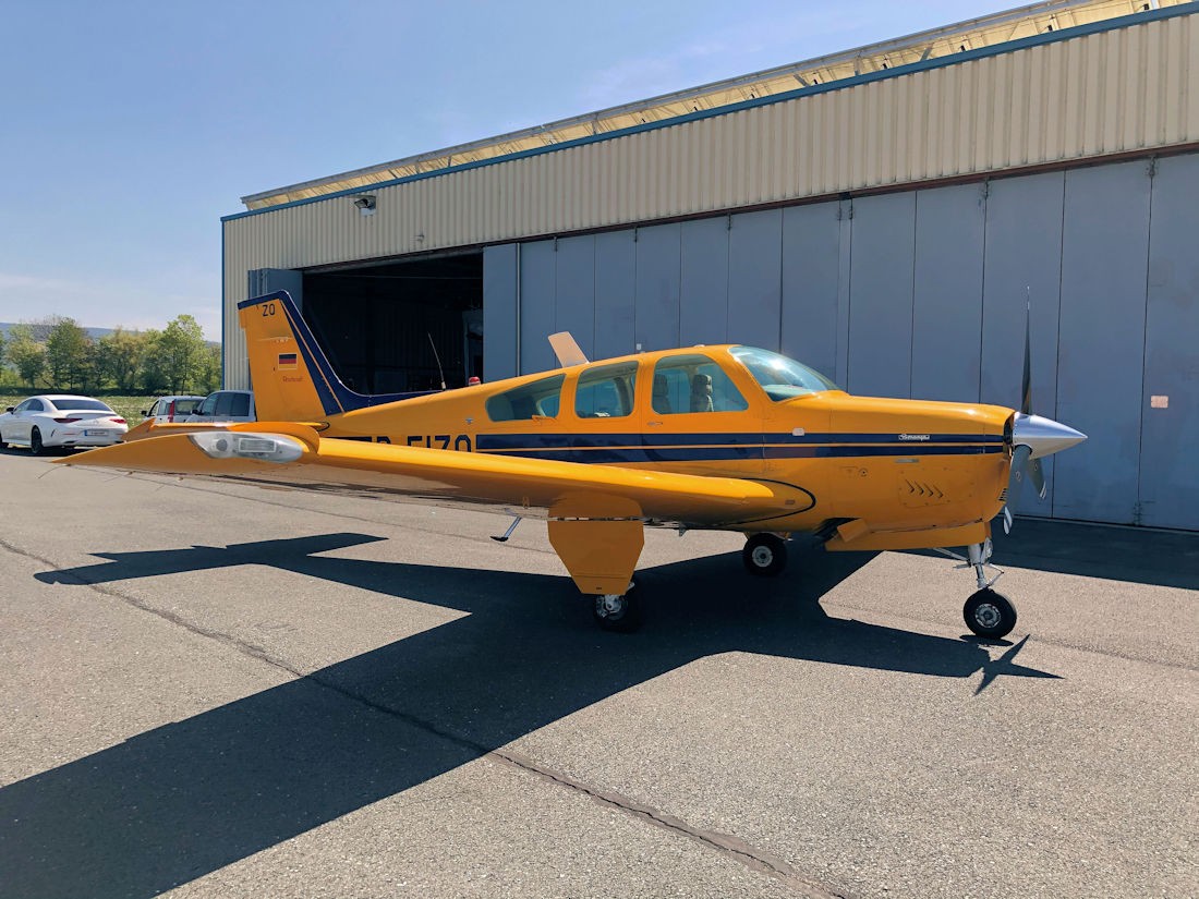 비치크래프트 F33A Bonanza 1986 사진 1
