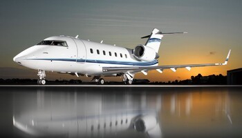 Bombardier Challenger 604 Exterior