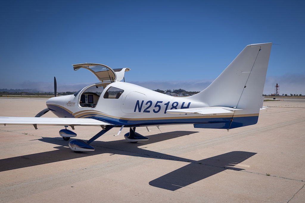 2005 Columbia 400 For Sale CA, US. 185 hrs. AvBuyer