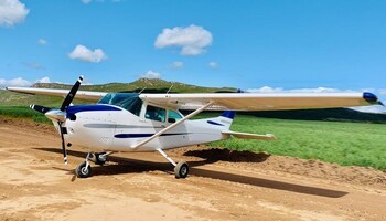 Cessna 182P Skylane Exterior