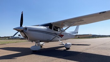 Cessna 182S Skylane Exterior