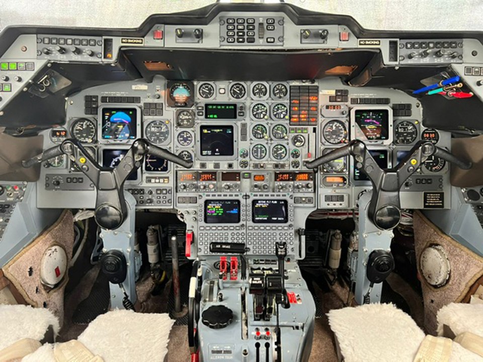 1986 Hawker 800A For Sale Mexico. 11512 hrs. AvBuyer