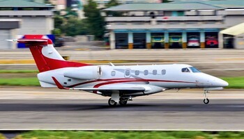 Embraer Phenom 300 Exterior