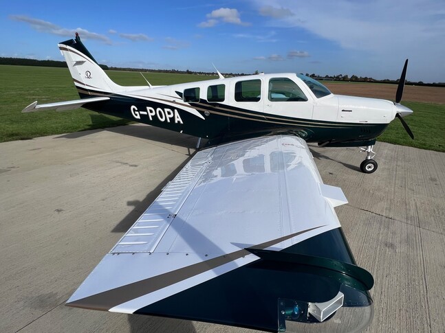 Beechcraft 36 Bonanza Exterior