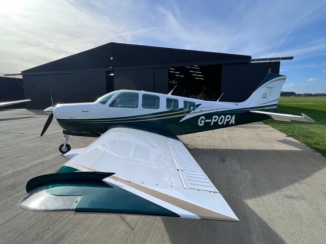 Beechcraft 36 Bonanza Exterior