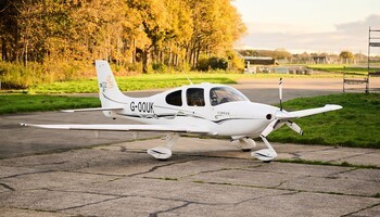 Cirrus SR22 G2 GTS Exterior