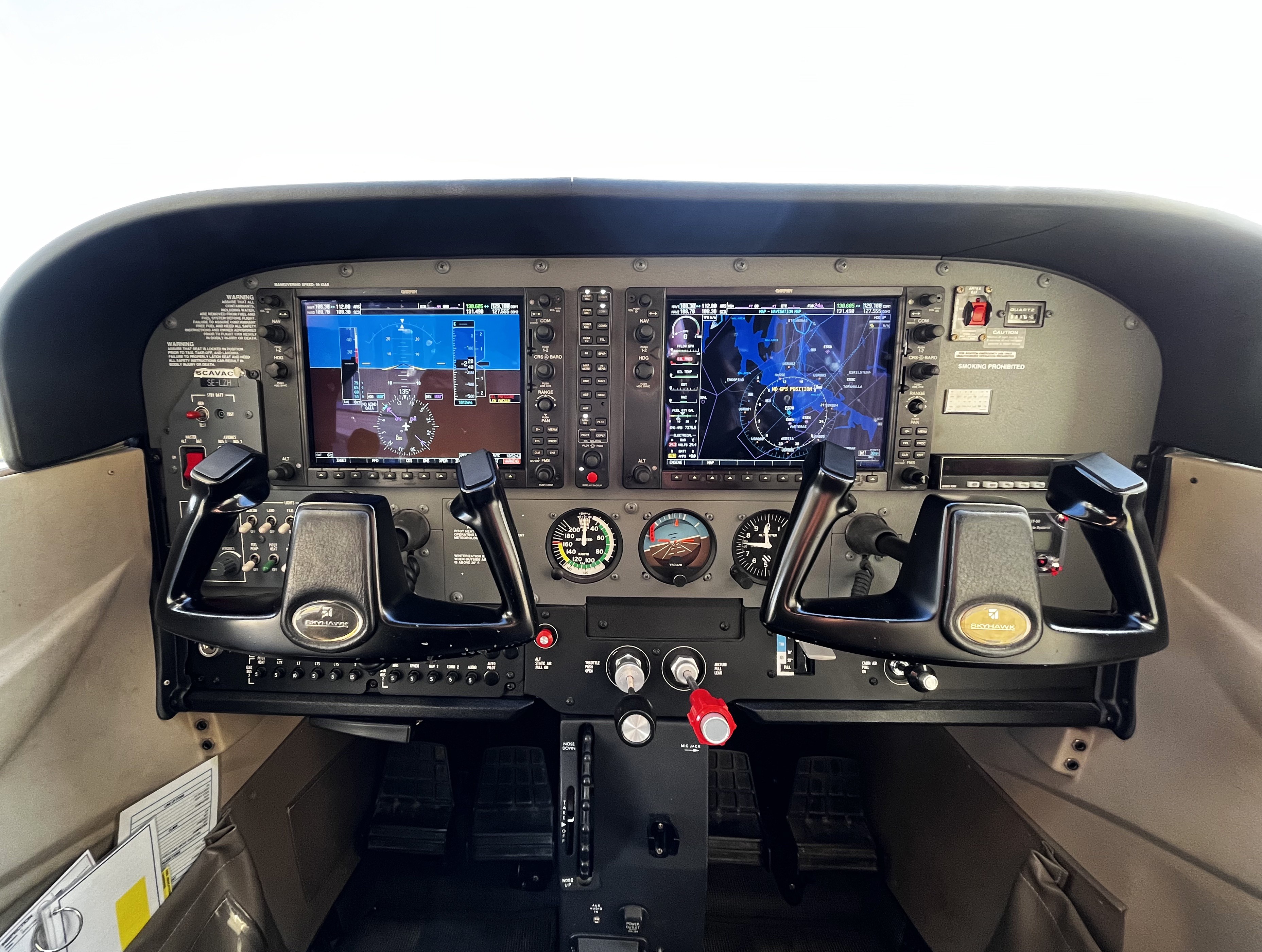 2006 Cessna 172SP Skyhawk For Sale Sweden. 7365 hrs. AvBuyer