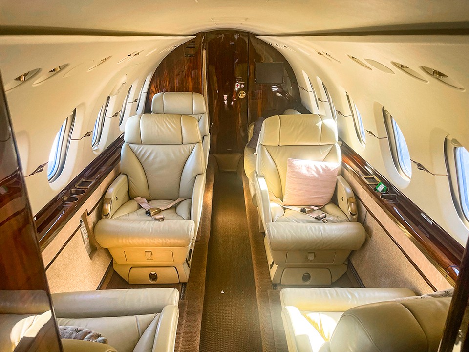 2008 Hawker 850XP For Sale CA, US. 2576 hrs. AvBuyer