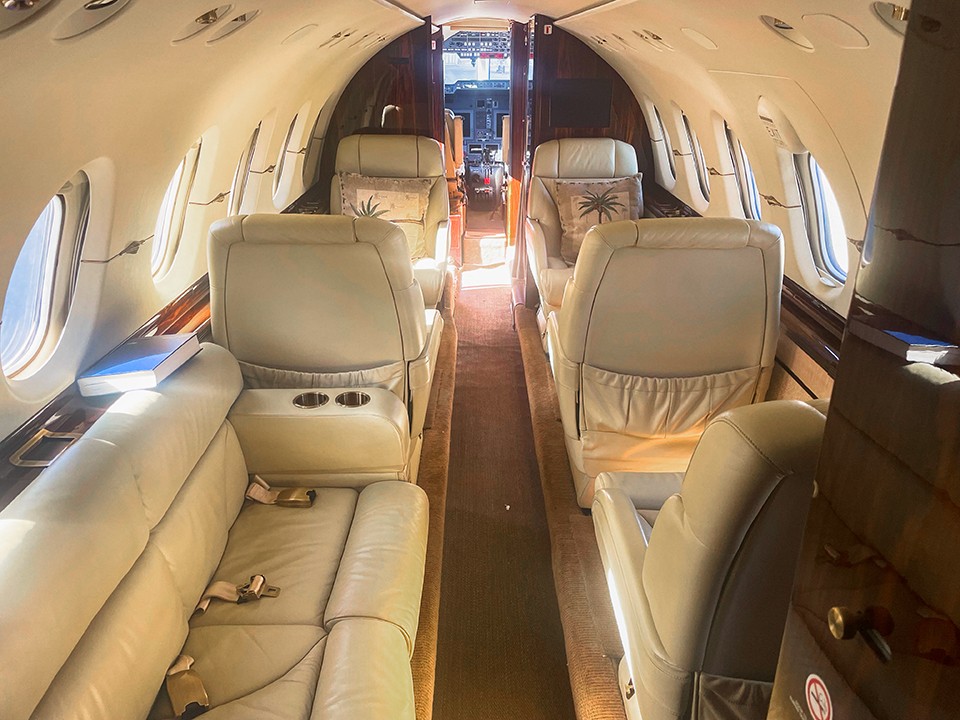2008 Hawker 850XP For Sale CA, US. 2576 hrs. AvBuyer