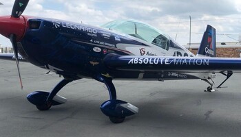 Extra 330 Exterior
