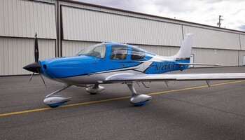 Cirrus SR22 G6 Exterior