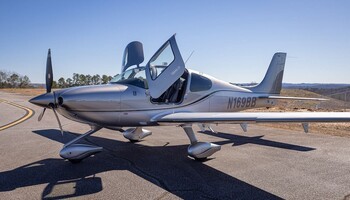 Cirrus SR22T G6 GTS Exterior