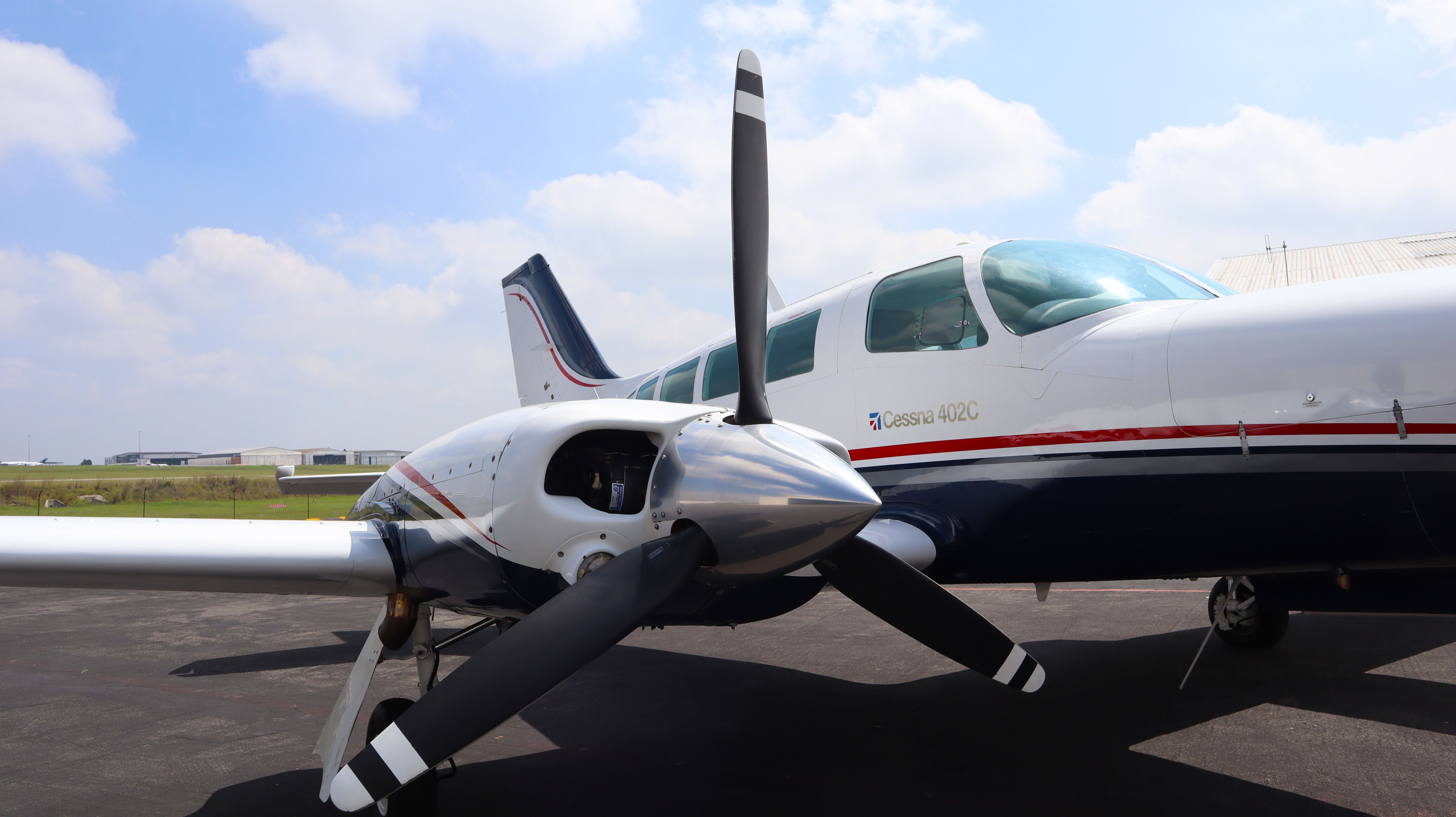 1985 Cessna 402C For Sale ZA. 3251.7 hrs. AvBuyer
