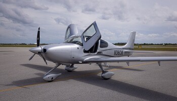 Cirrus SR20 G6 Exterior