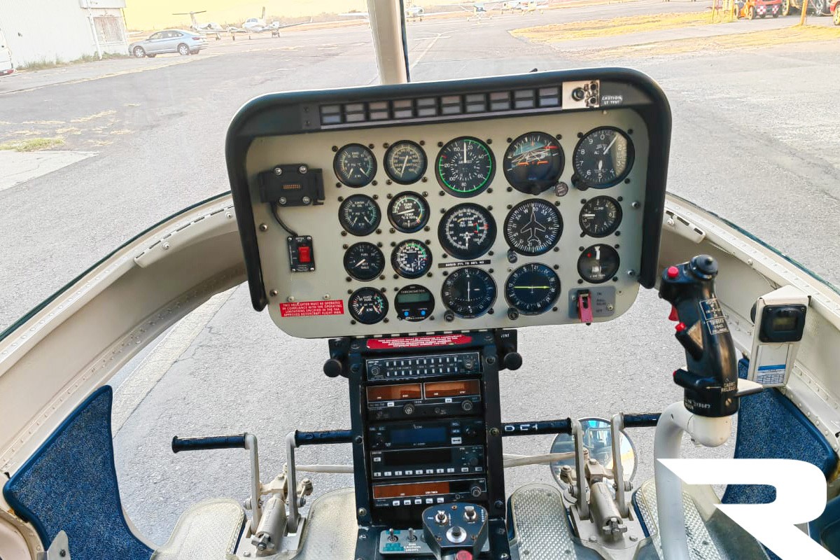 1981 Bell 206B III, photo 6