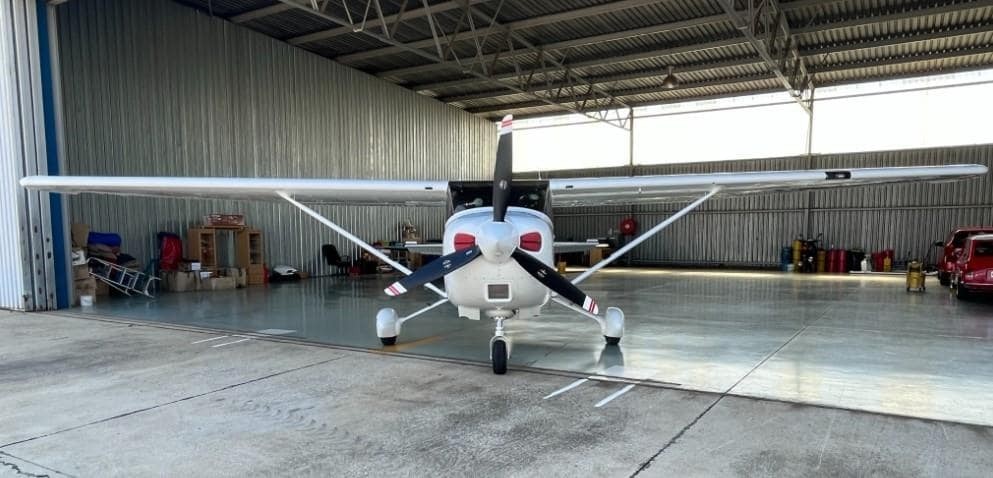 1999 Cessna 182S Skylane, photo 8