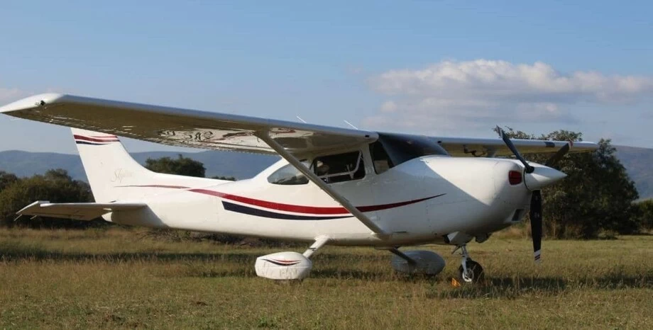 Cessna 182S Skylane