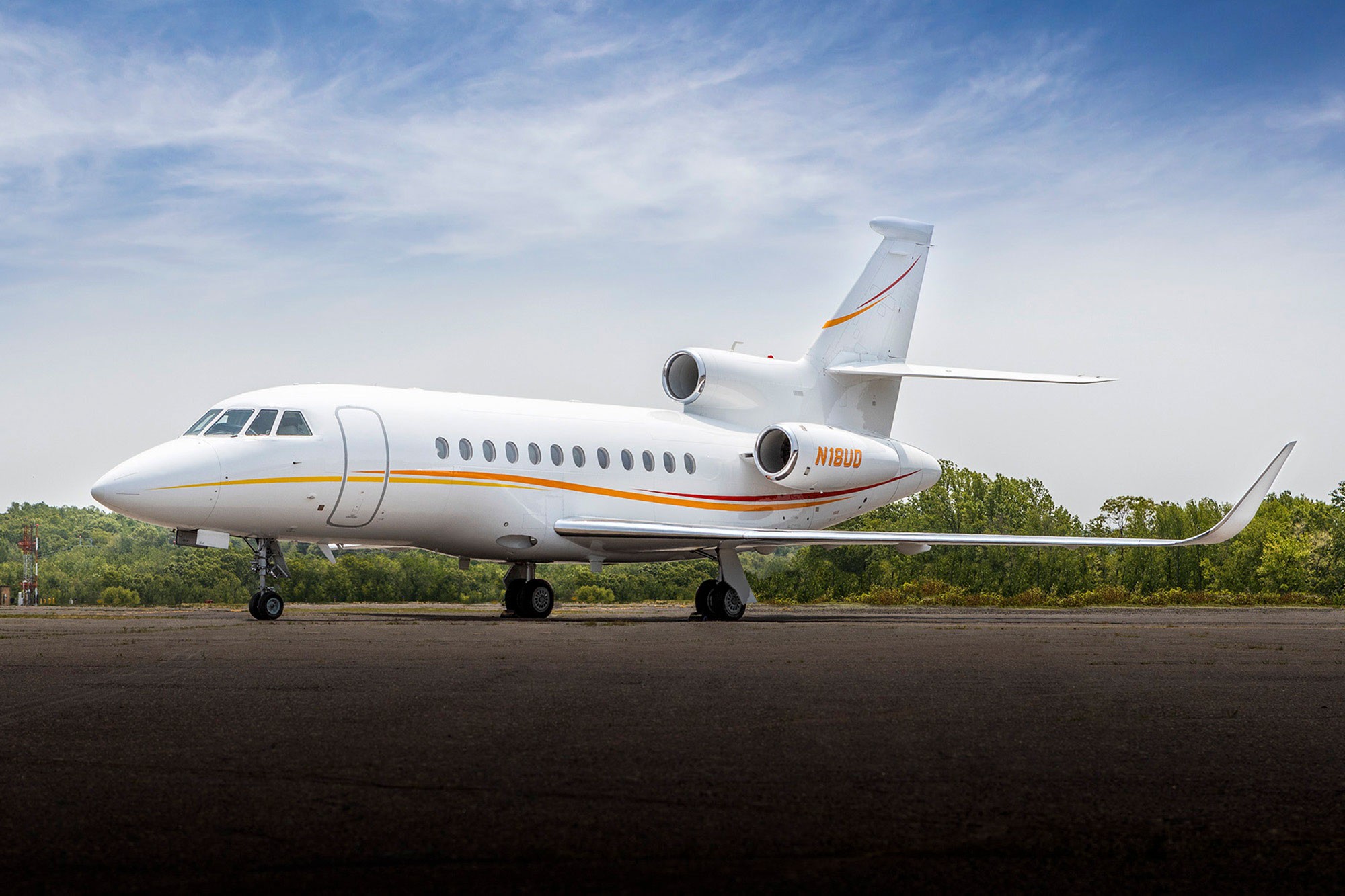 2016 Dassault Falcon 900LX For Sale CT, US. 2466 hrs. AvBuyer