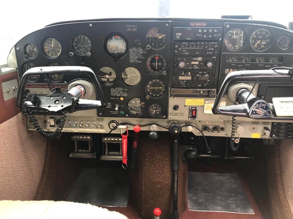 파이퍼 Comanche 1960 사진 3