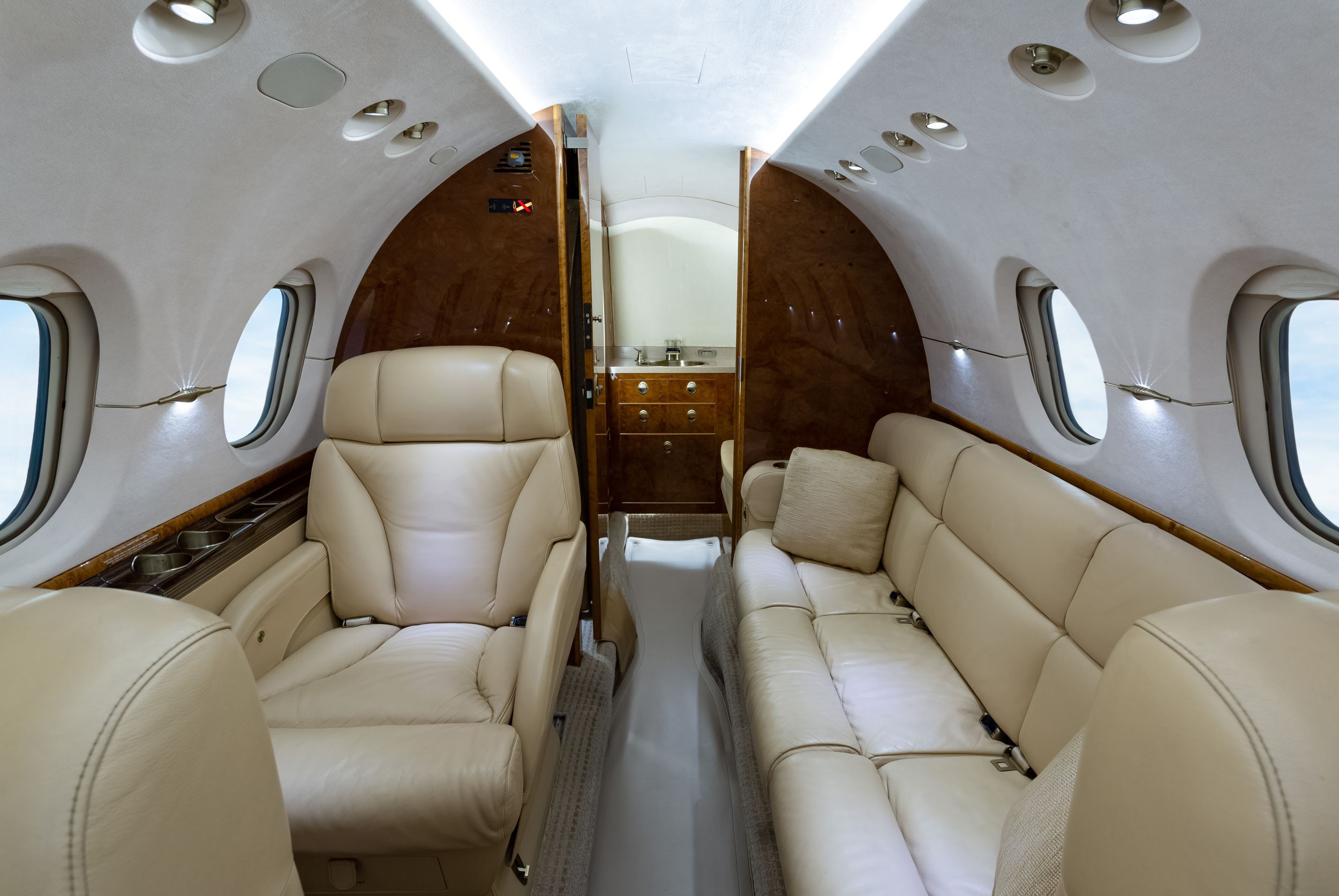 2008 Hawker 850XP For Sale GA, US. 2980 hrs. AvBuyer