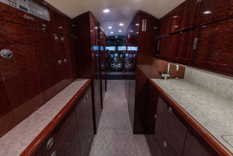 2000 Gulfstream V For Sale | OR, US. 5880.6 hrs. | AvBuyer