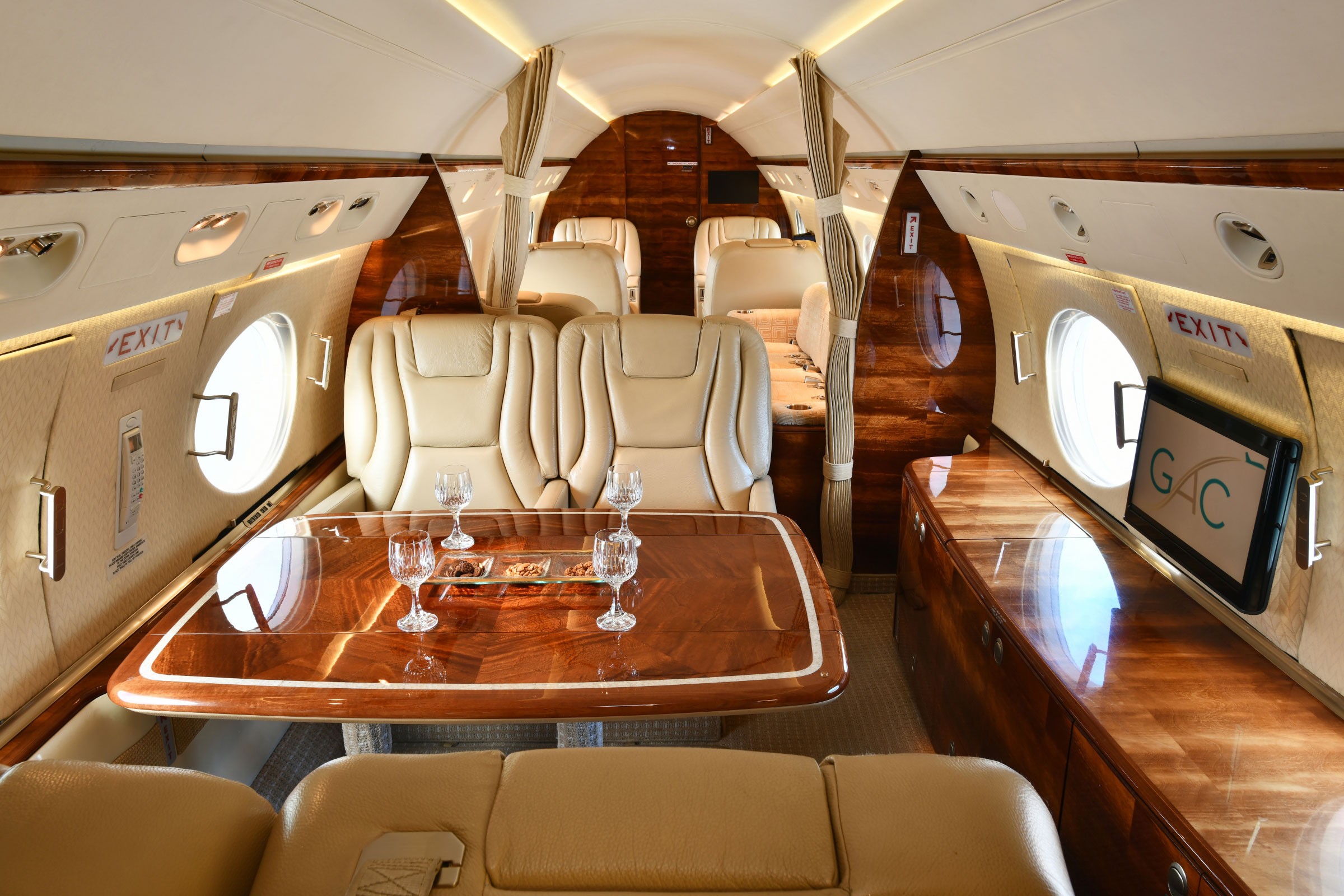 1999 Gulfstream V For Sale | MN, US. 7625.8 hrs. | AvBuyer