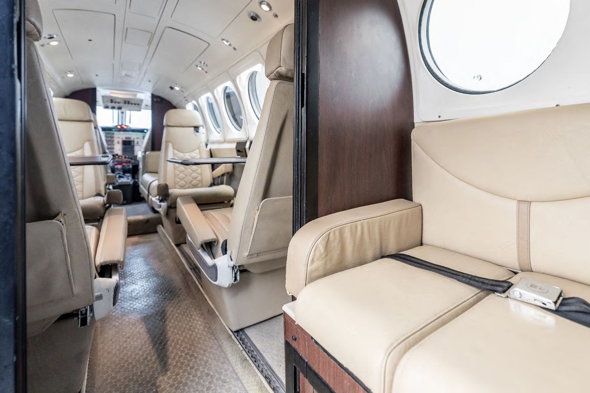 beechcraft king air 200 for sale