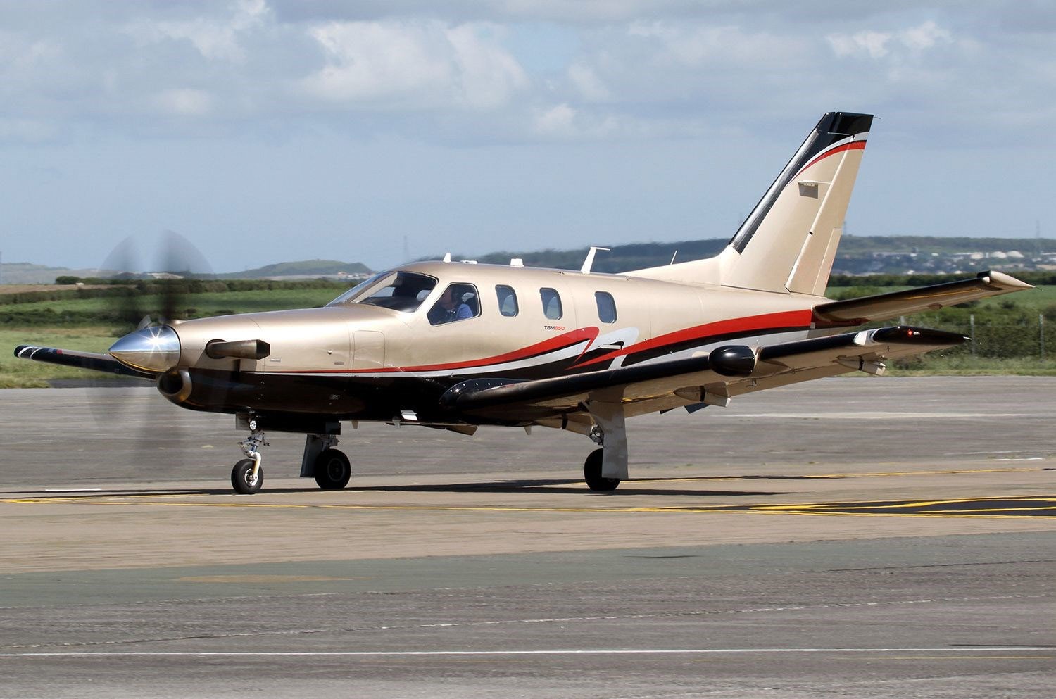 2010 Daher TBM 850 For Sale England, UK. 1850 AvBuyer