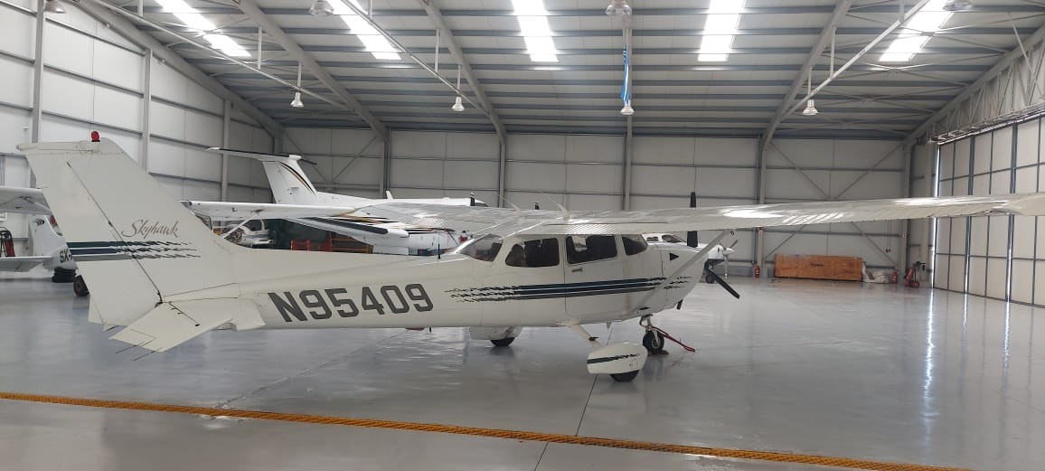 1998 Cessna 172, photo 6