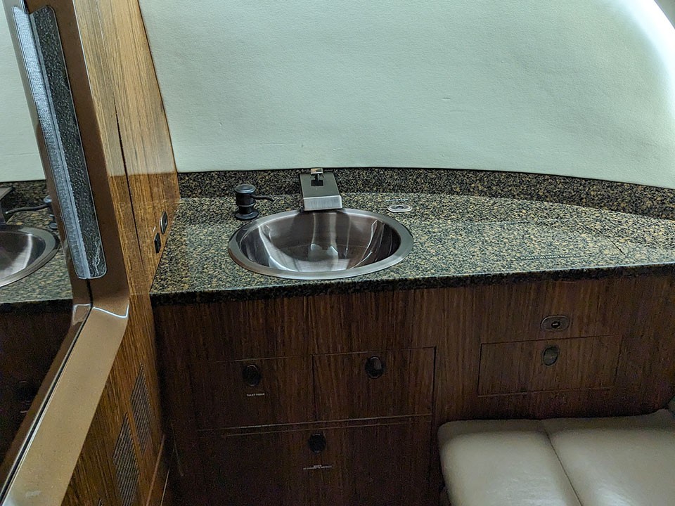 2000 Hawker 800XP For Sale MI, US. 8721 hrs. AvBuyer