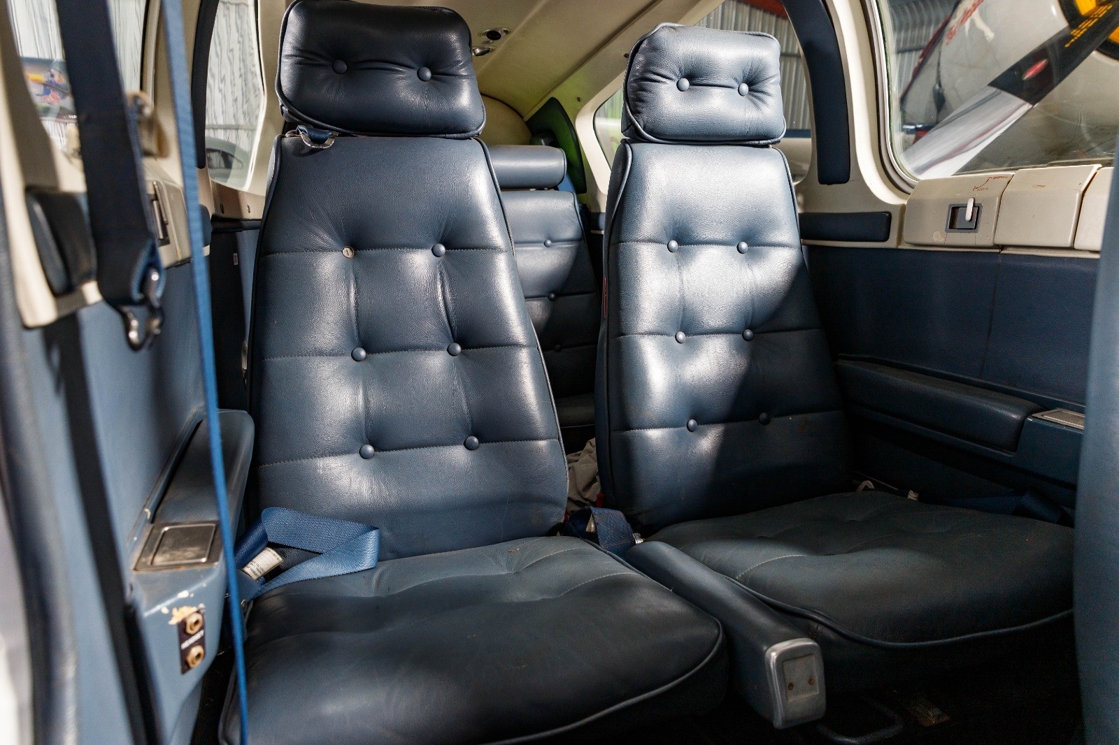 1990 Beechcraft F33A Bonanza, photo 6