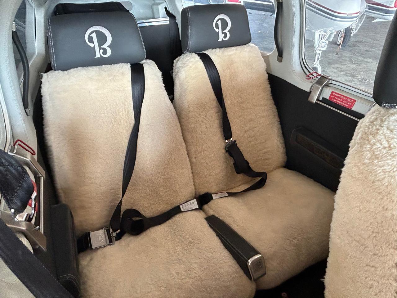 비치크래프트 V35B Bonanza 1978 사진 3