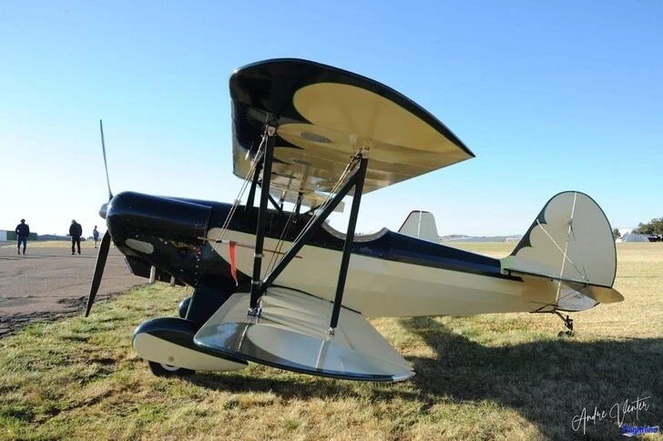 Baby Great Lakes Biplane Tail Dragger- Home Build
