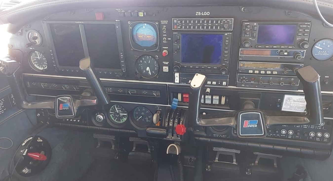 1983 Piper Arrow IV, photo 5
