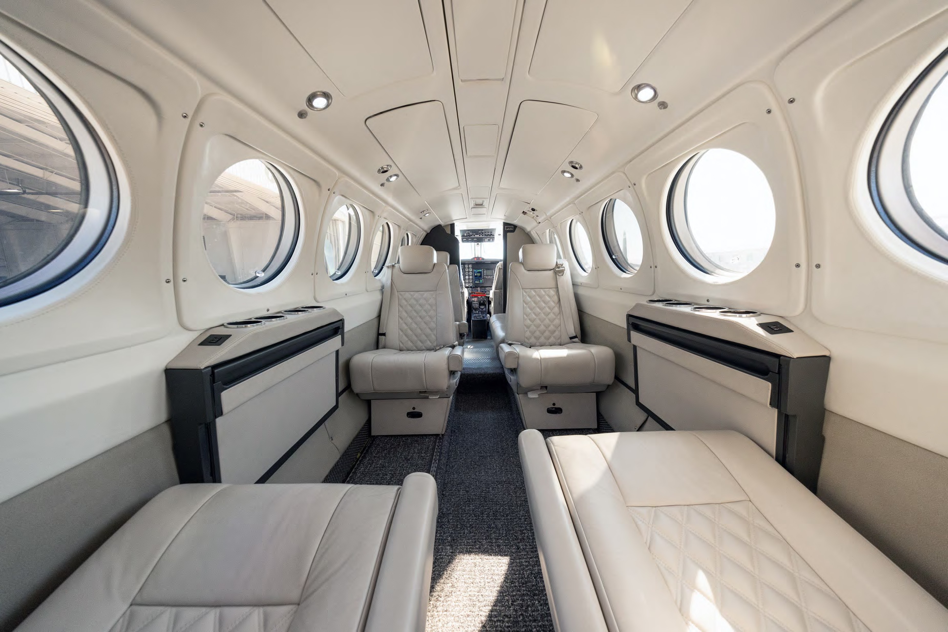 beechcraft king air 200 price