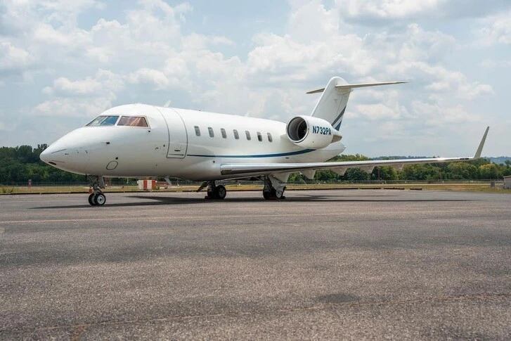 Bombardier Challenger 605