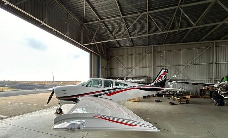 Beechcraft F33A Bonanza