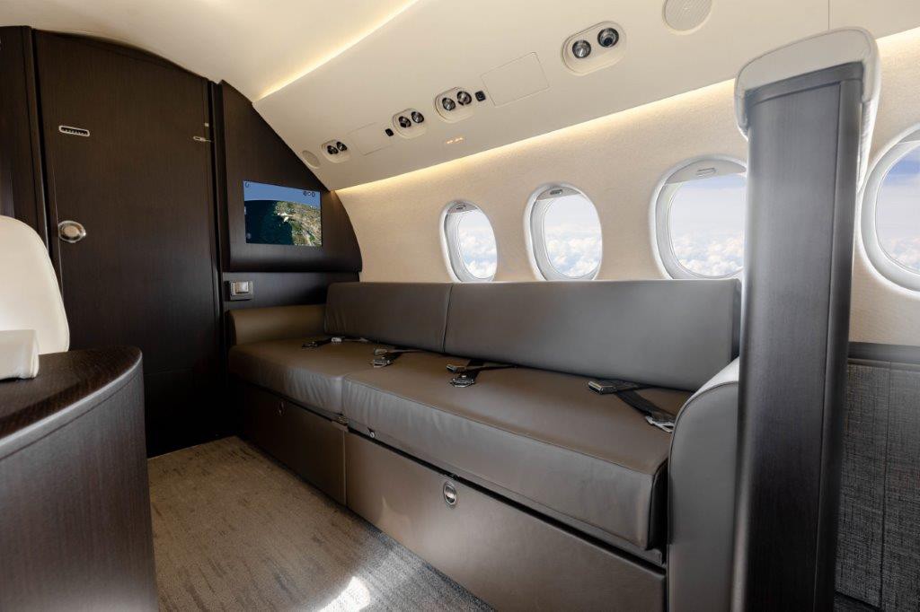 New & Used Falcon 900LX Jets Worldwide | AvBuyer