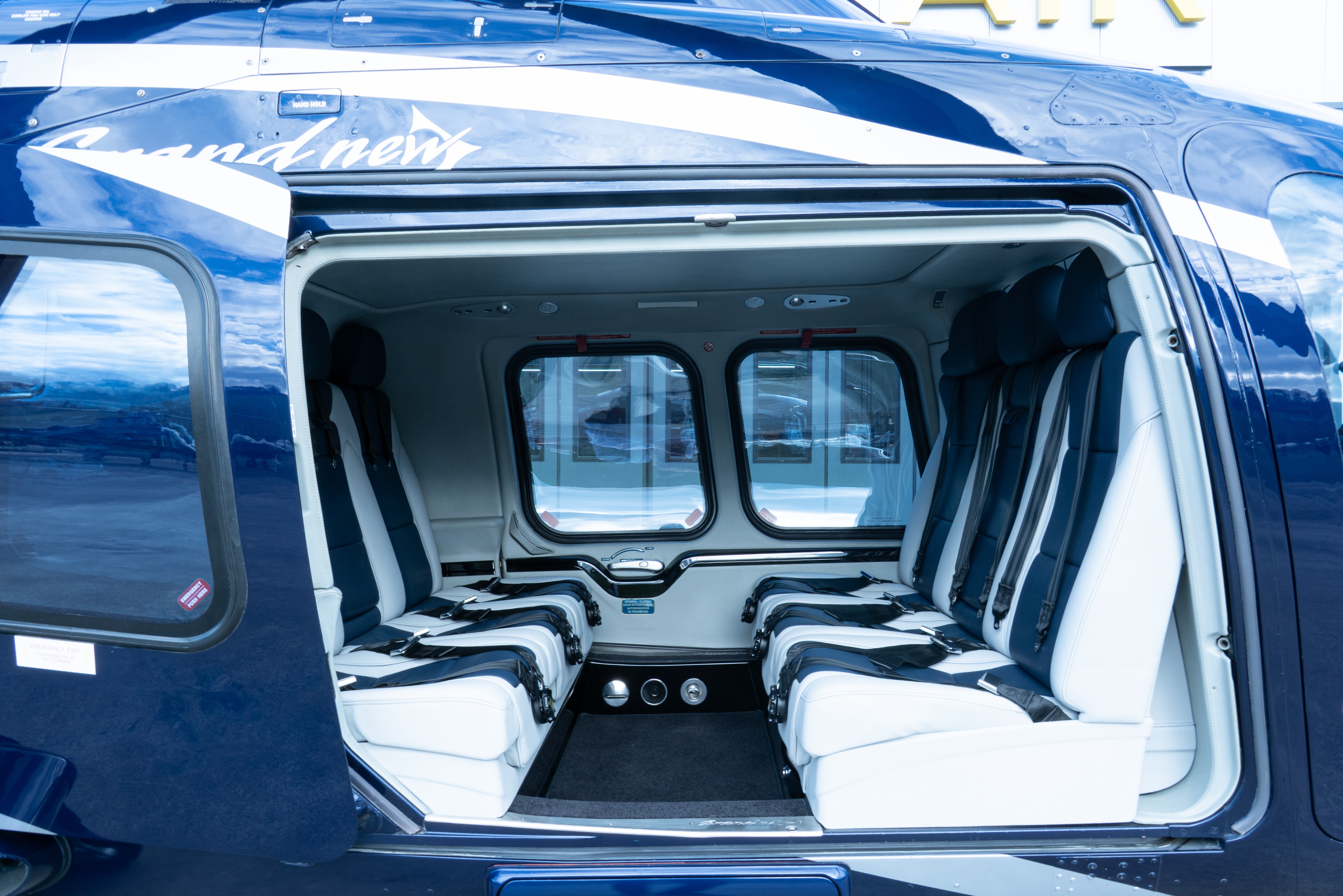 2012 Agusta AW109 SP GrandNew For Sale | England, UK. 2270 hrs. | AvBuyer