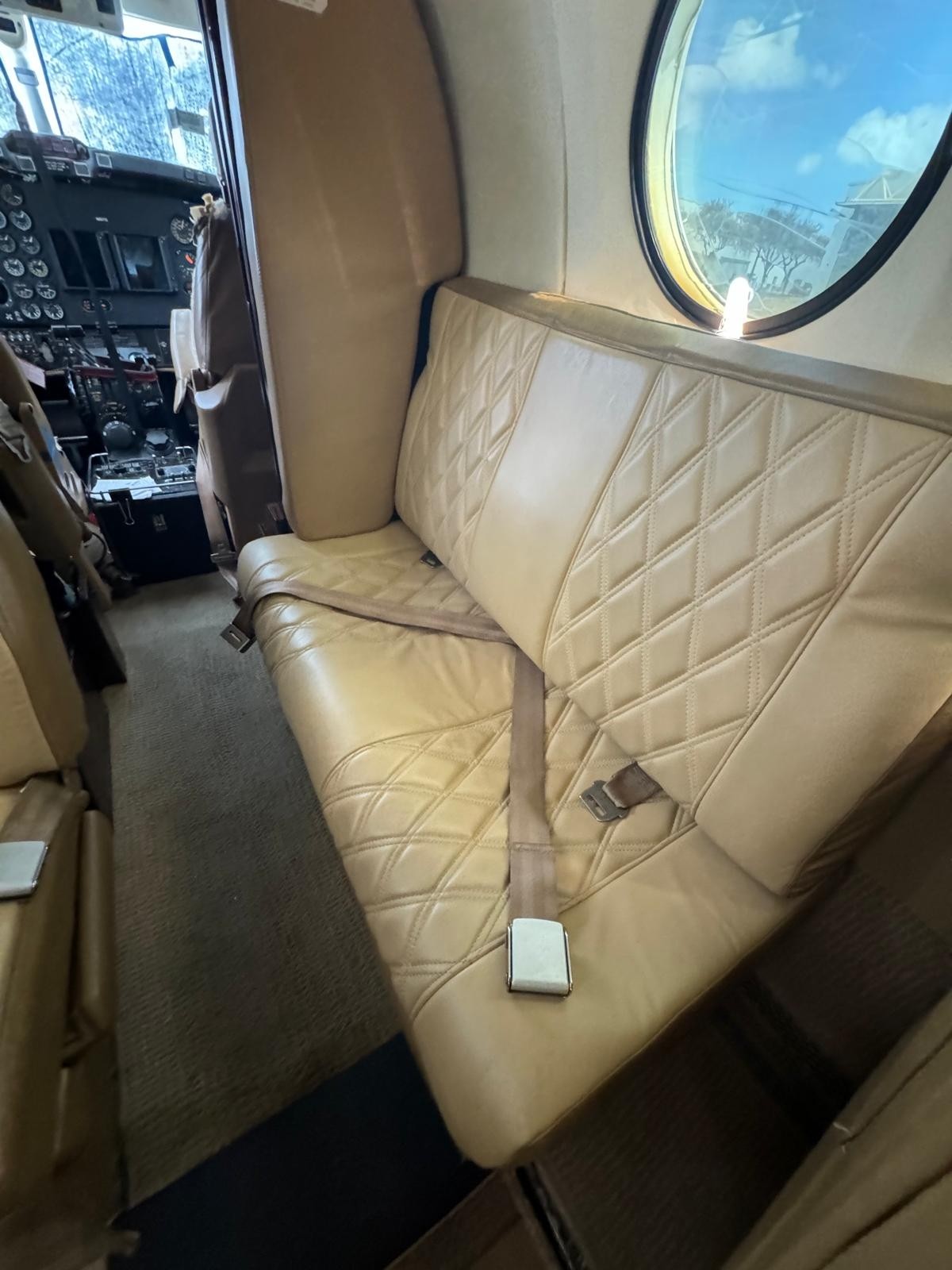 1988 Beechcraft King Air 300, photo 5