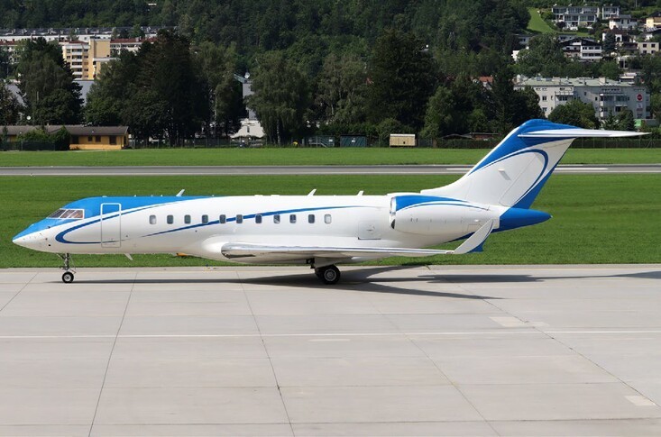 Bombardier Global 5000 模型 メーカー非売品 レア品 ボンバルディア グローバル5000 メーカー非売品 レア品 大型模型
