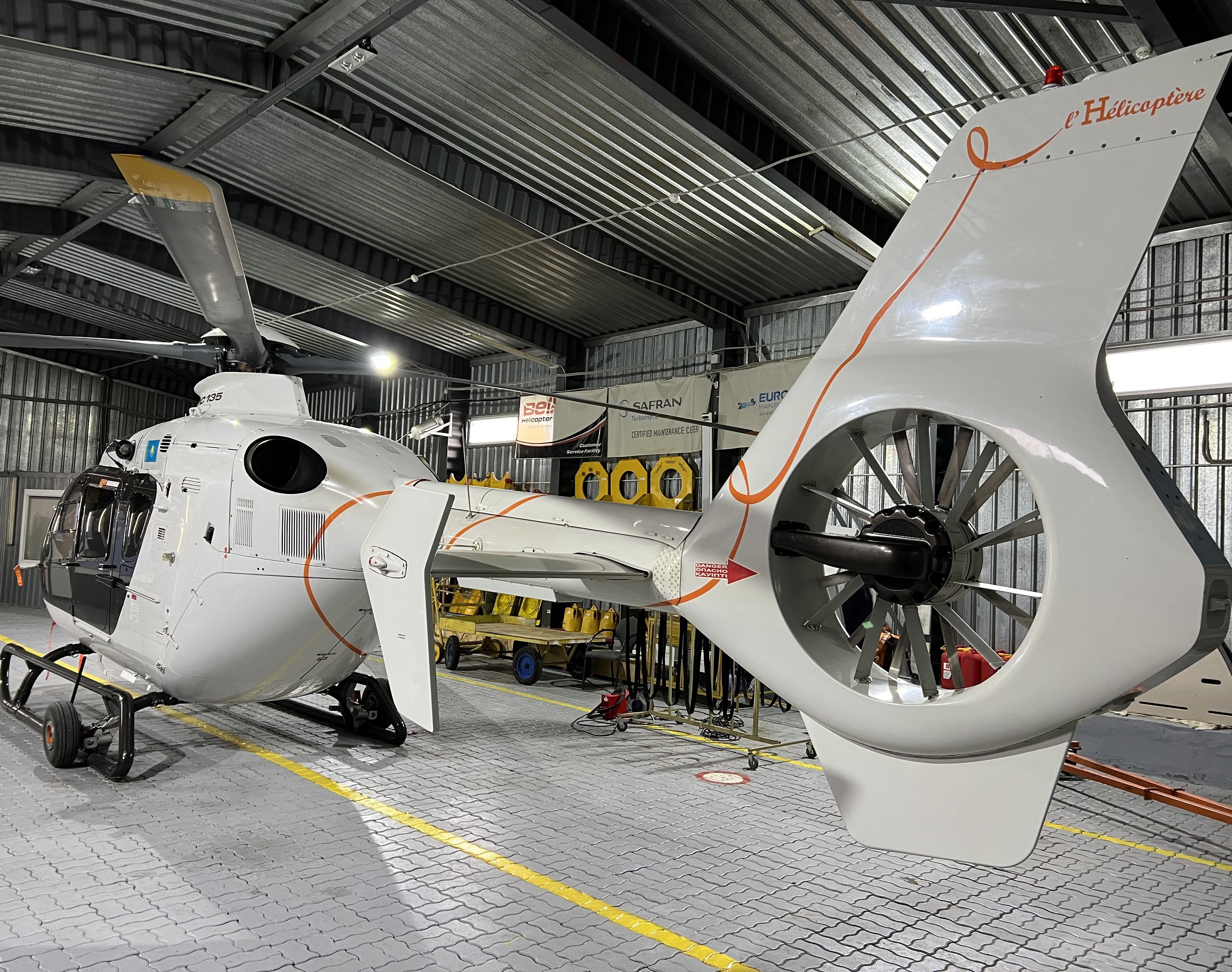 2009 Airbus/Eurocopter EC 135P2+, photo 8